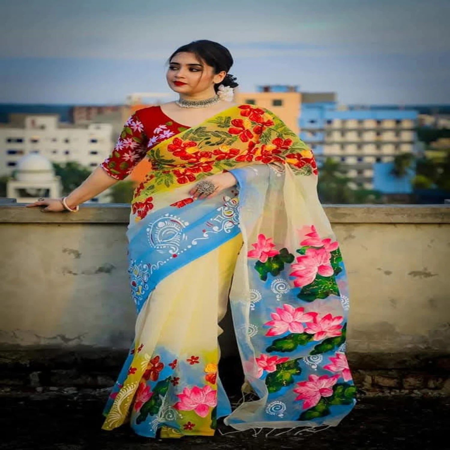 হ্যান্ড প্রিন্ট শাড়ি